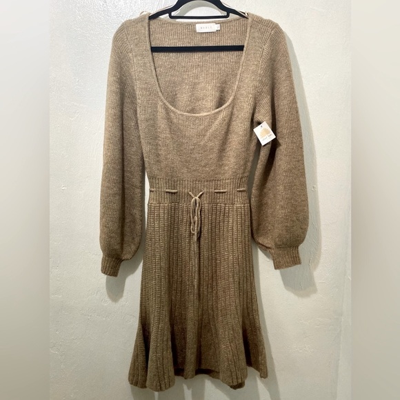 NWT Y2K  MABLE Boho knit midi sweater dress with cut out at lower back.Size L. - Picture 2 of 13